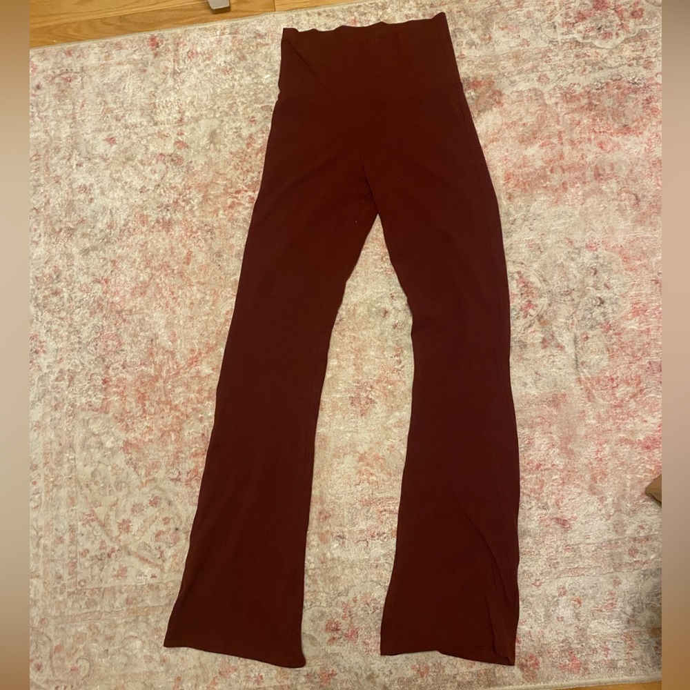NWOT Brandy John Galt Burgundy Priscilla Flare Yoga Pants - Picture 4 of 6